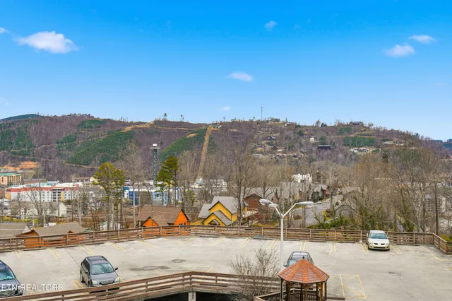 $390,000 | 616 Turkey Nest Road, Unit 209, Gatlinburg, TN 37738