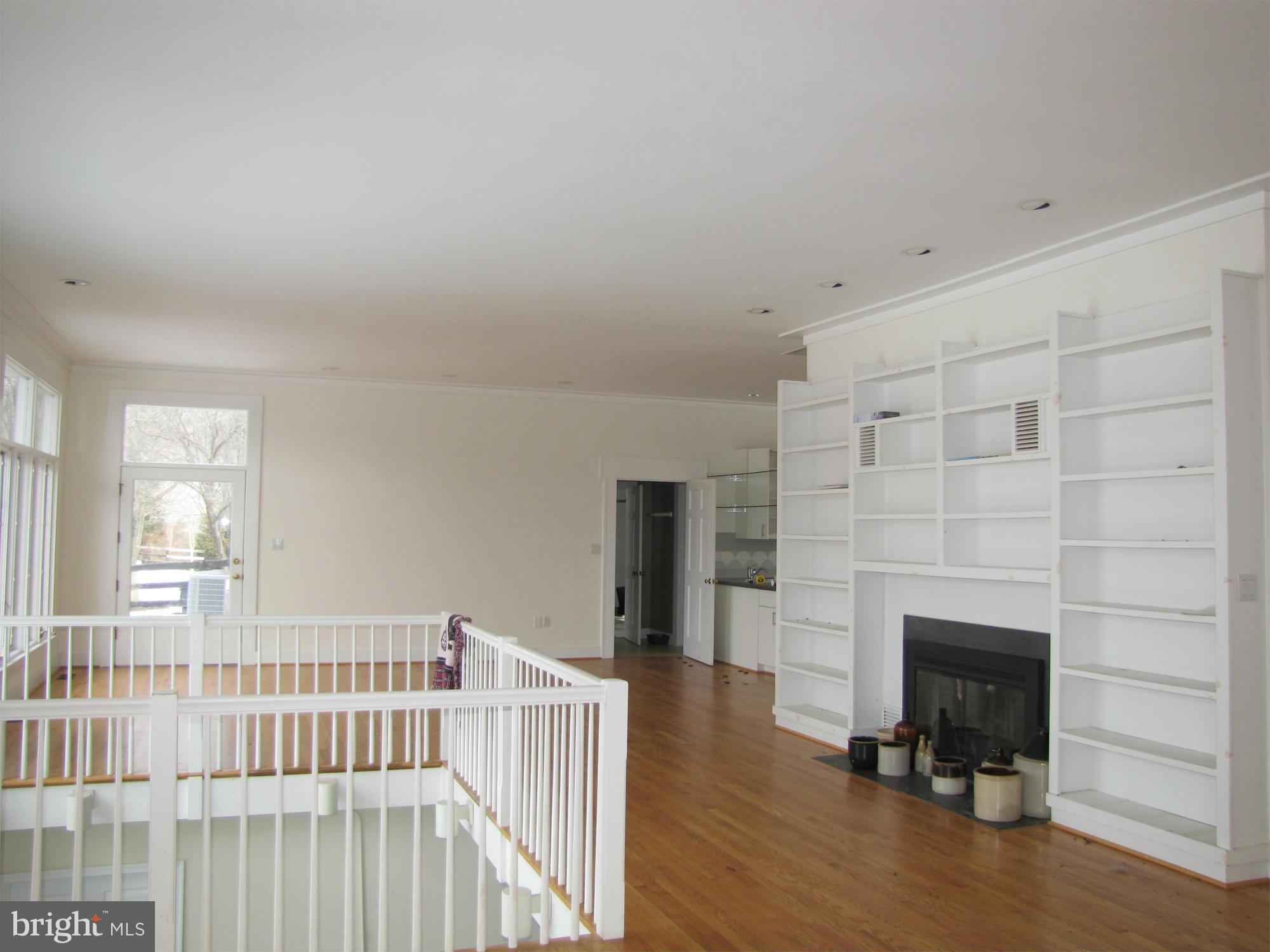 13491 Hume Road Hume, VA 22639 - Photo 3 of 30 Dining Room