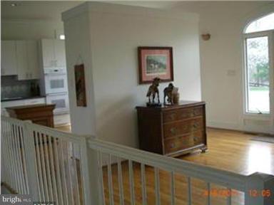 13491 Hume Road Hume, VA 22639 - Photo 8 of 30 Entry