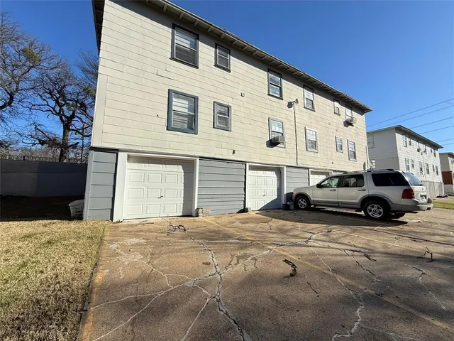 $510,000 | 2240 Riverview Drive, Unit A, Irving, TX 75060