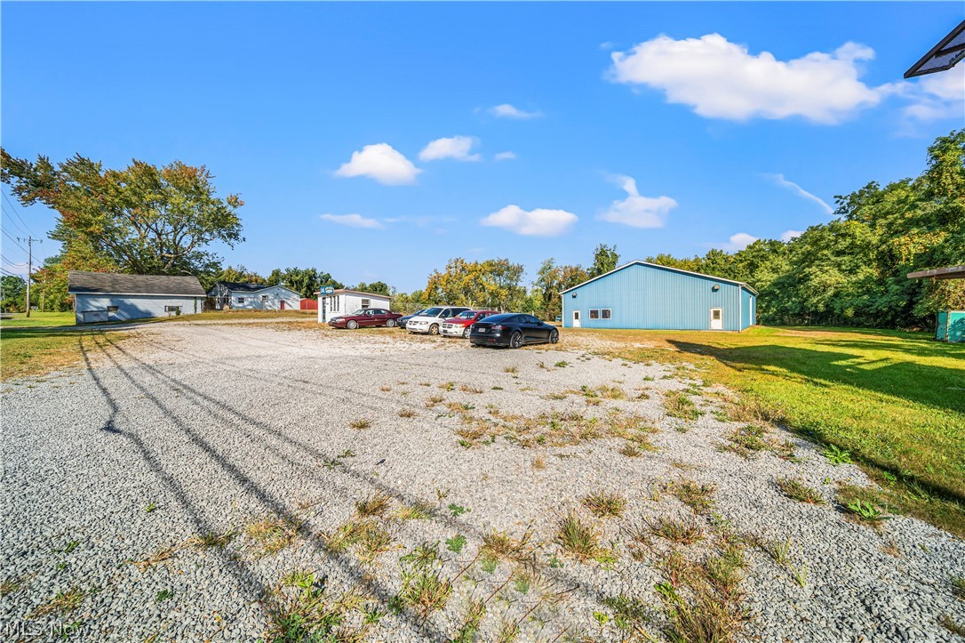 5309 North Ridge Road East Ashtabula, OH 44004 - Photo 4 of 46