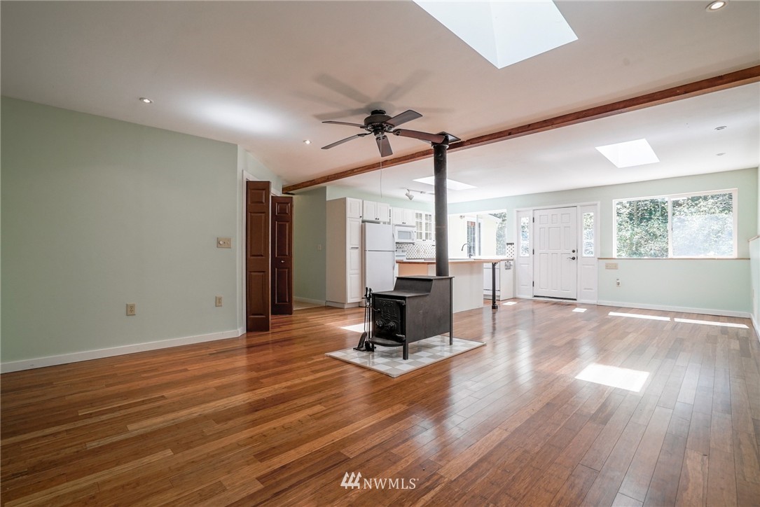 1956 Yew Street Road Bellingham, WA 98229 - Photo 10 of 25 Gallery Image 10