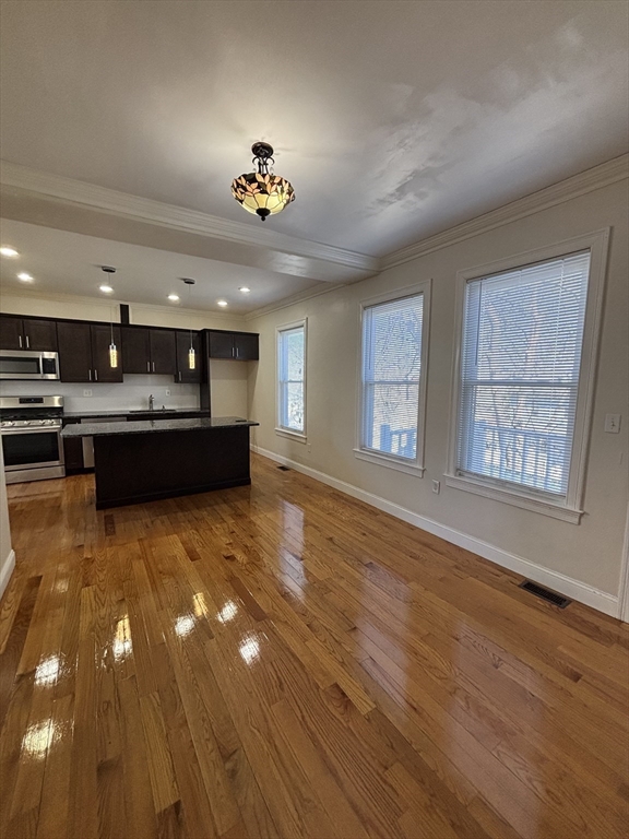 9 Nottingham Street, Unit 9 Boston, MA 02121 - Photo 5 of 26