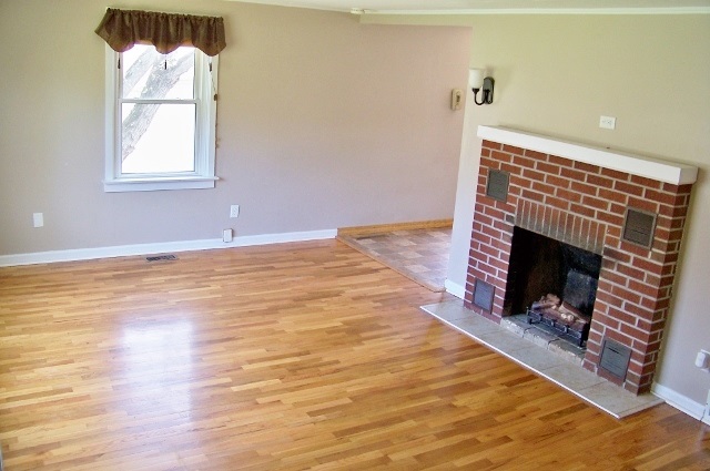604 Robson Road Winona Lake, IN 46590 - Photo 7 of 23 Gallery Image 7