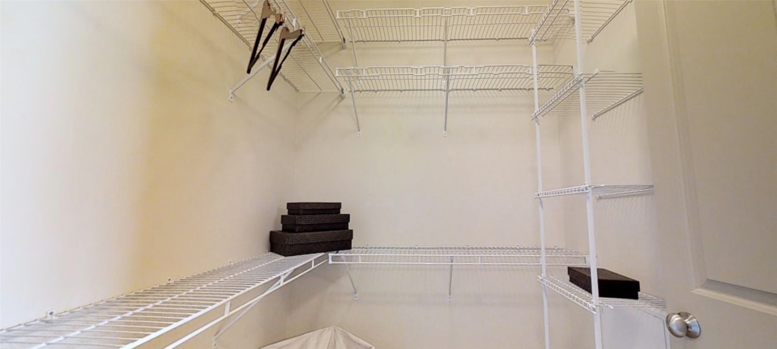 1340 West Gray Street, Unit 348 Houston, TX 77019 - Photo 8 of 15