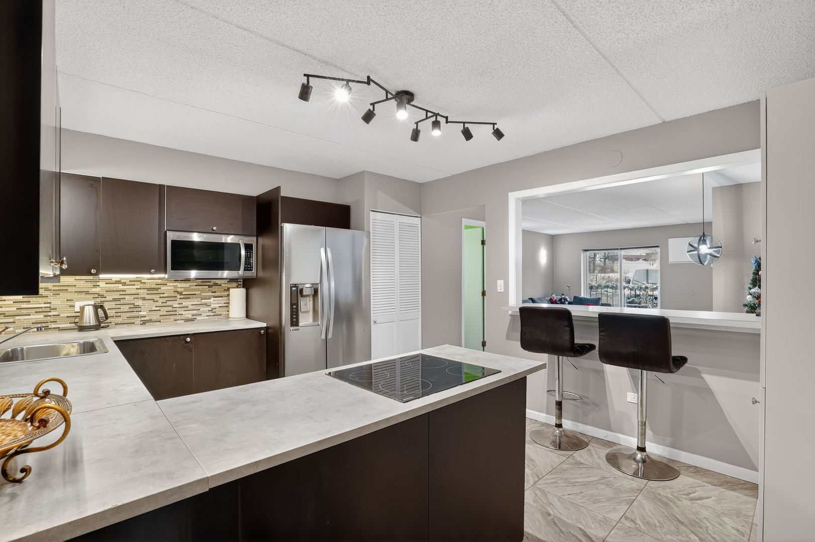 971 North Rohlwing Road, Unit GB Addison, IL 60101 - Photo 9 of 17