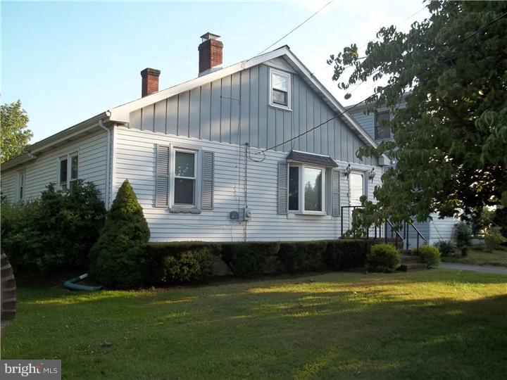 4968 Buckeye Road Emmaus, PA 18049 - Photo 2 of 18 Gallery Image 2