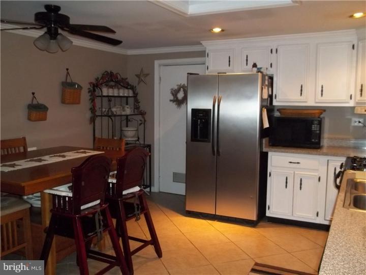 4968 Buckeye Road Emmaus, PA 18049 - Photo 5 of 18 Gallery Image 5