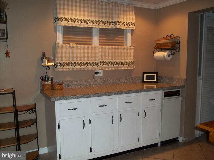 4968 Buckeye Road Emmaus, PA 18049 - Photo 6 of 18 Gallery Image 6