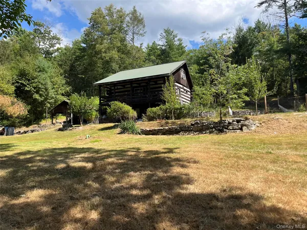$399,000 | 126 Barryville - Yulan Road, Barryville, NY 12719