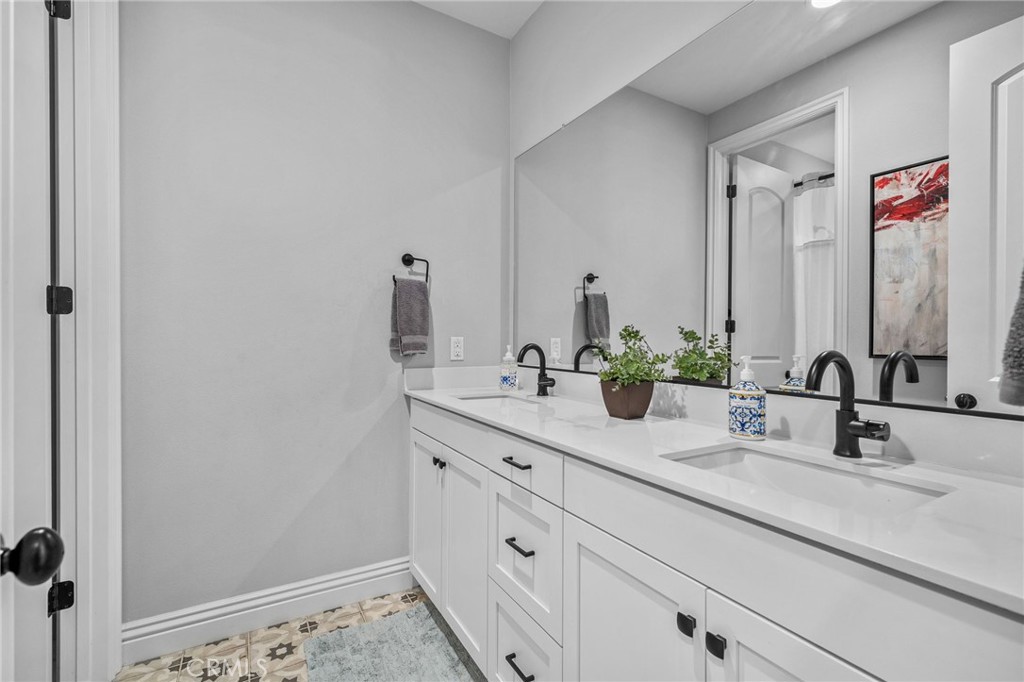 24253 Flora Road Corona, CA 92883 - Photo 35 of 45