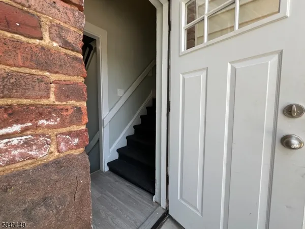$1,800 | 60 Veterans Memorial Drive East, Unit 105, Somerville, NJ 08876