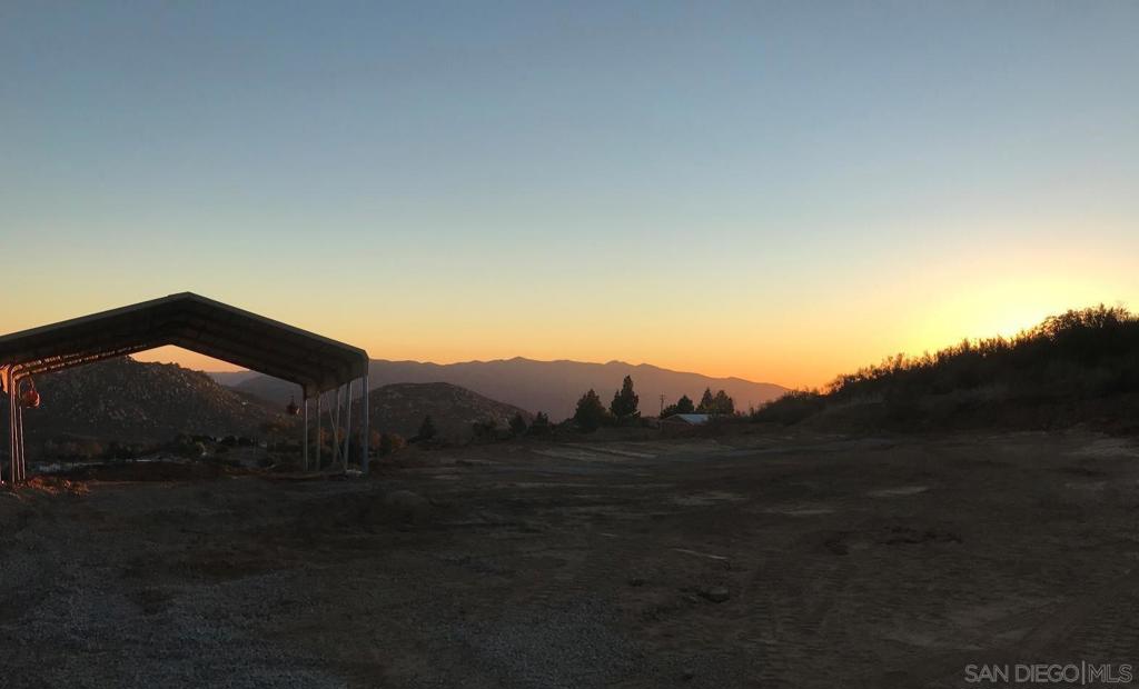a view of outdoor and green space