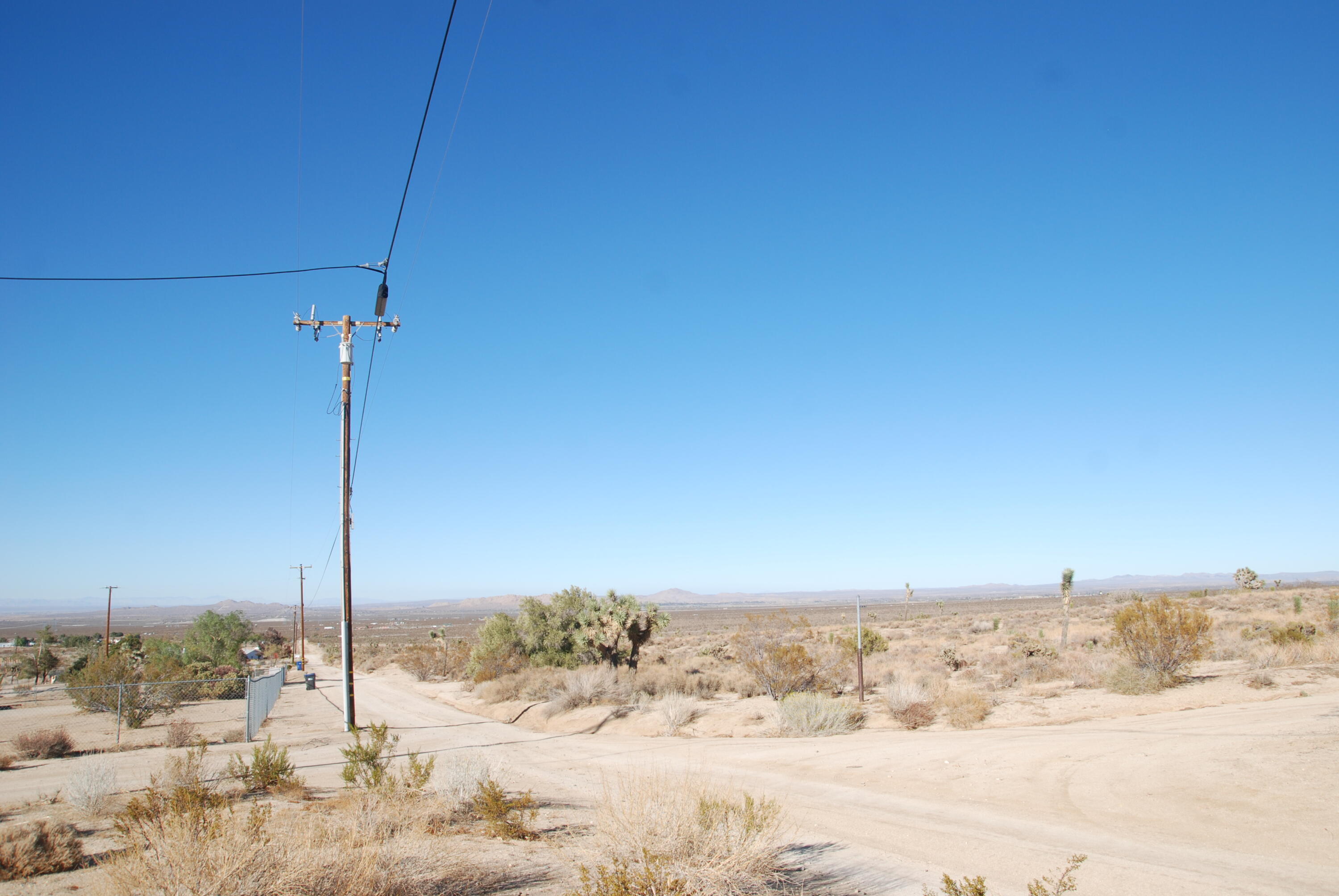 136 Vic Street, Unit E W12 Pearblossom, CA 93553 - Photo 13 of 20 a view of empty room