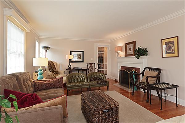 34 Foster Road, Unit 2 Belmont, MA 02478 - Photo 2 of 25 Gallery Image 2