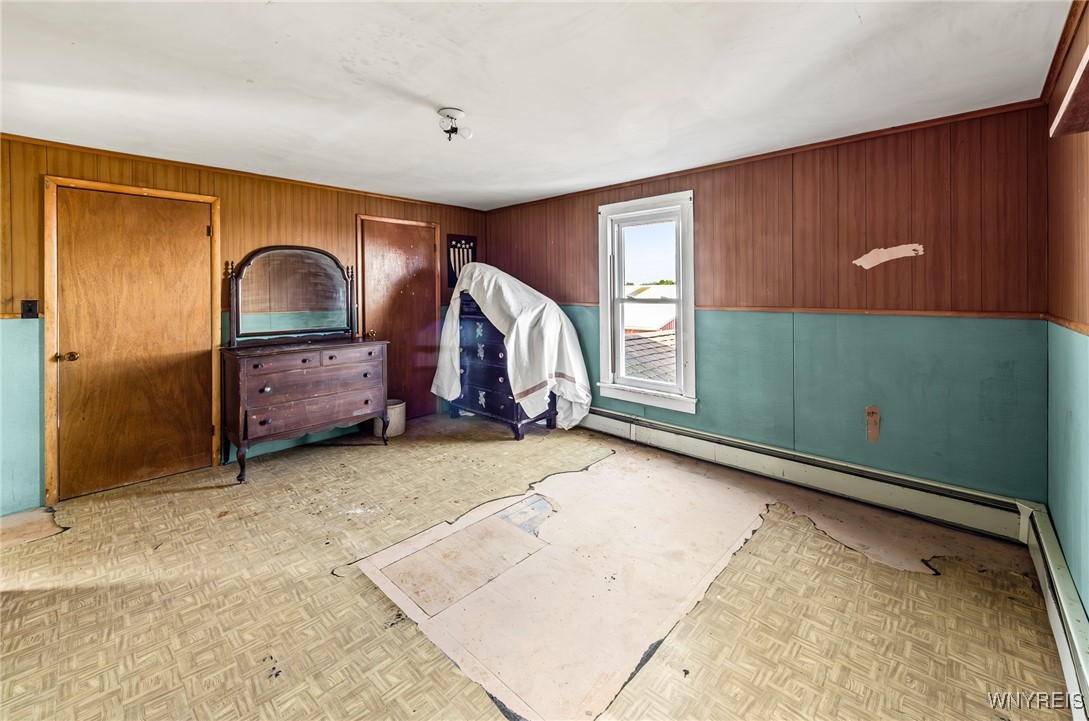 6990 Heise Road Clarence, NY 14032 - Photo 22 of 33 Upstairs Bedroom 4