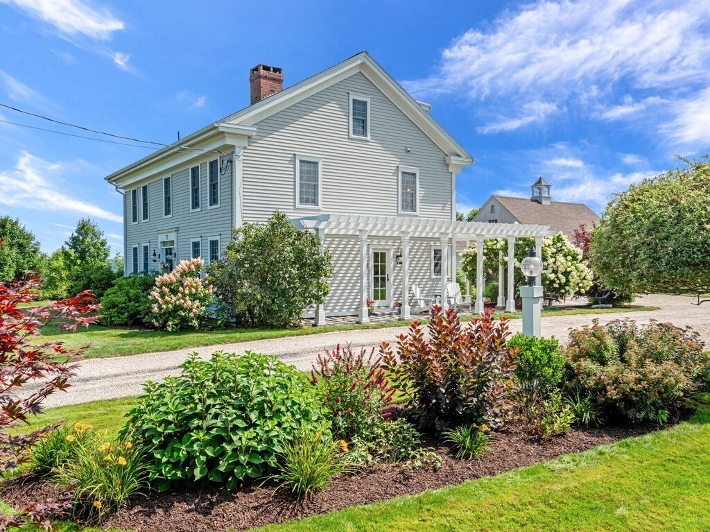 75 Haynes Hill Road Brimfield, MA 01010 - Photo 1 of 42 Gallery Image 1