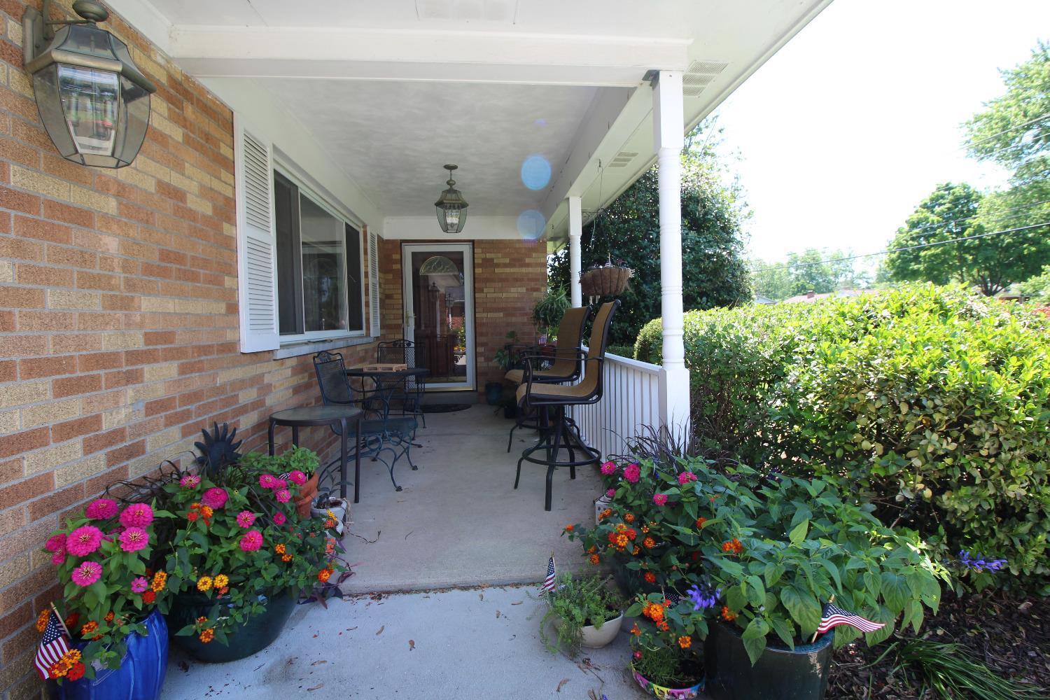 7610 Barret Road West Chester, OH 45069 - Photo 2 of 20
