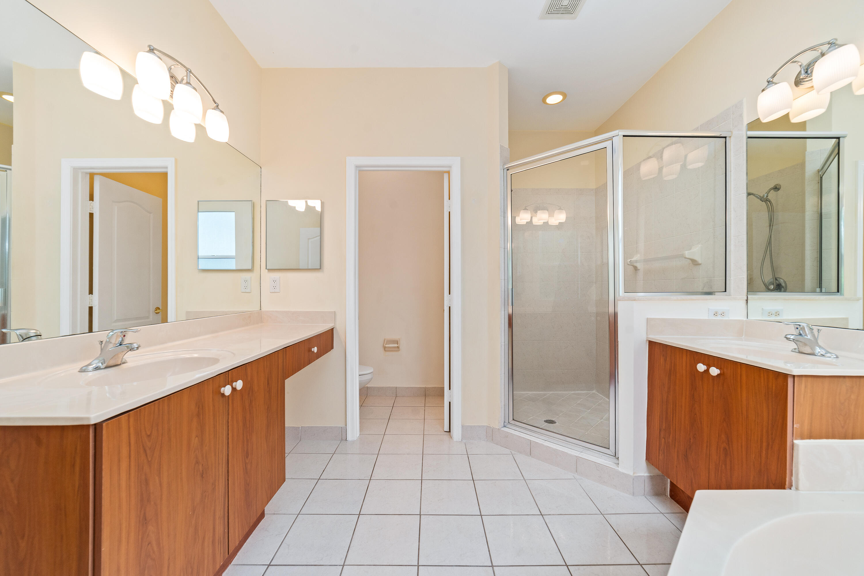 6004 Spring Lake Terrace Fort Pierce, FL 34951 - Photo 30 of 52 DSC01536