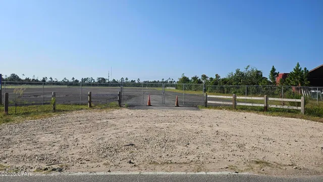 $3,700 | 2110 Industrial Drive, Panama City, FL 32405