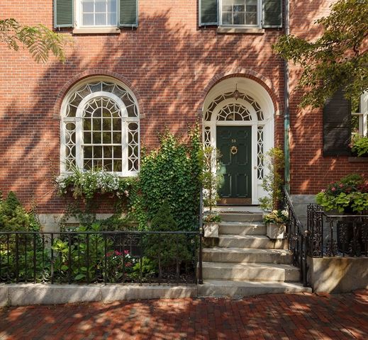 Beacon Hill Boston Neighborhood Guide - Compass