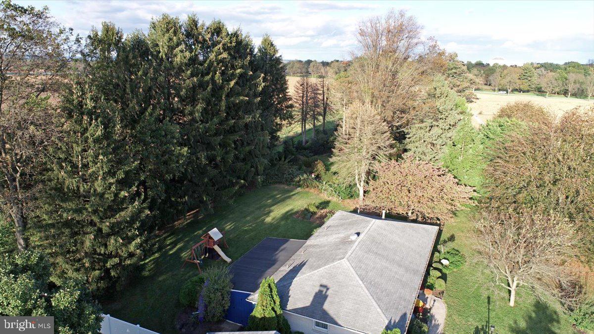 112 Robin Road Hershey, PA 17033 - Photo 50 of 57 Gallery Image 50