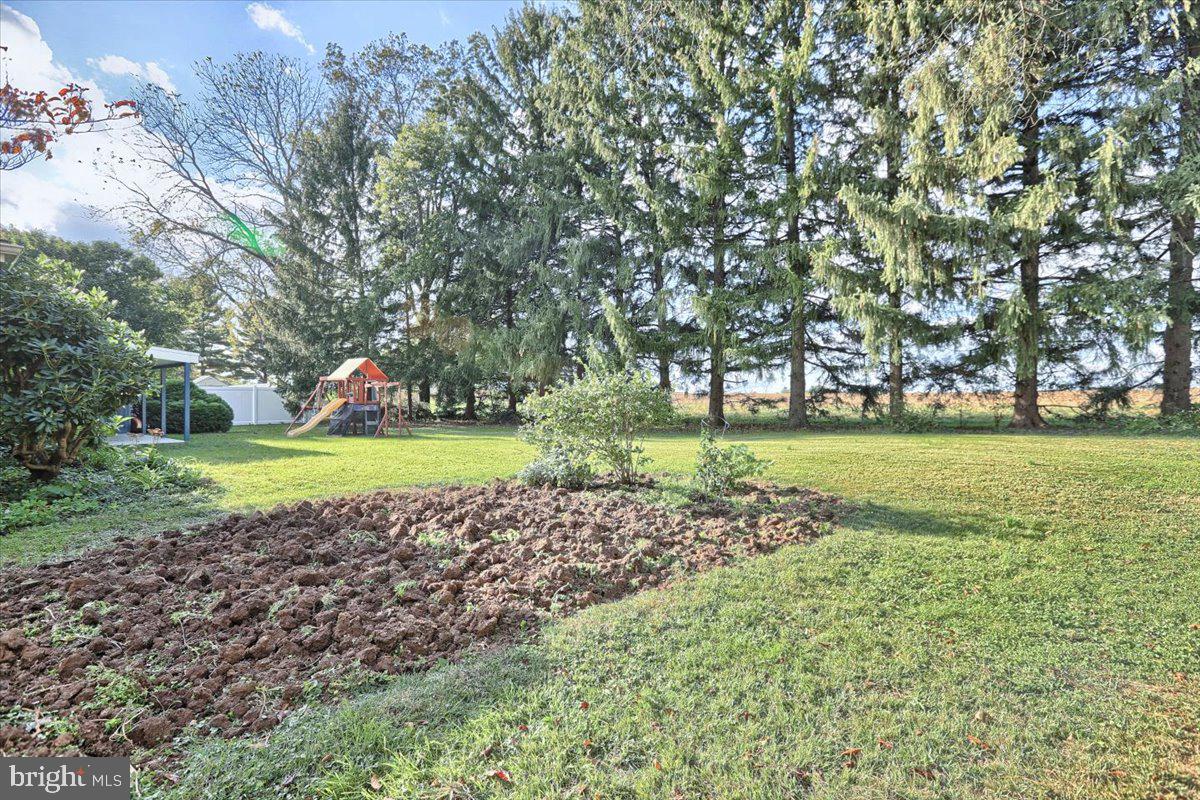 112 Robin Road Hershey, PA 17033 - Photo 53 of 57 Gallery Image 53