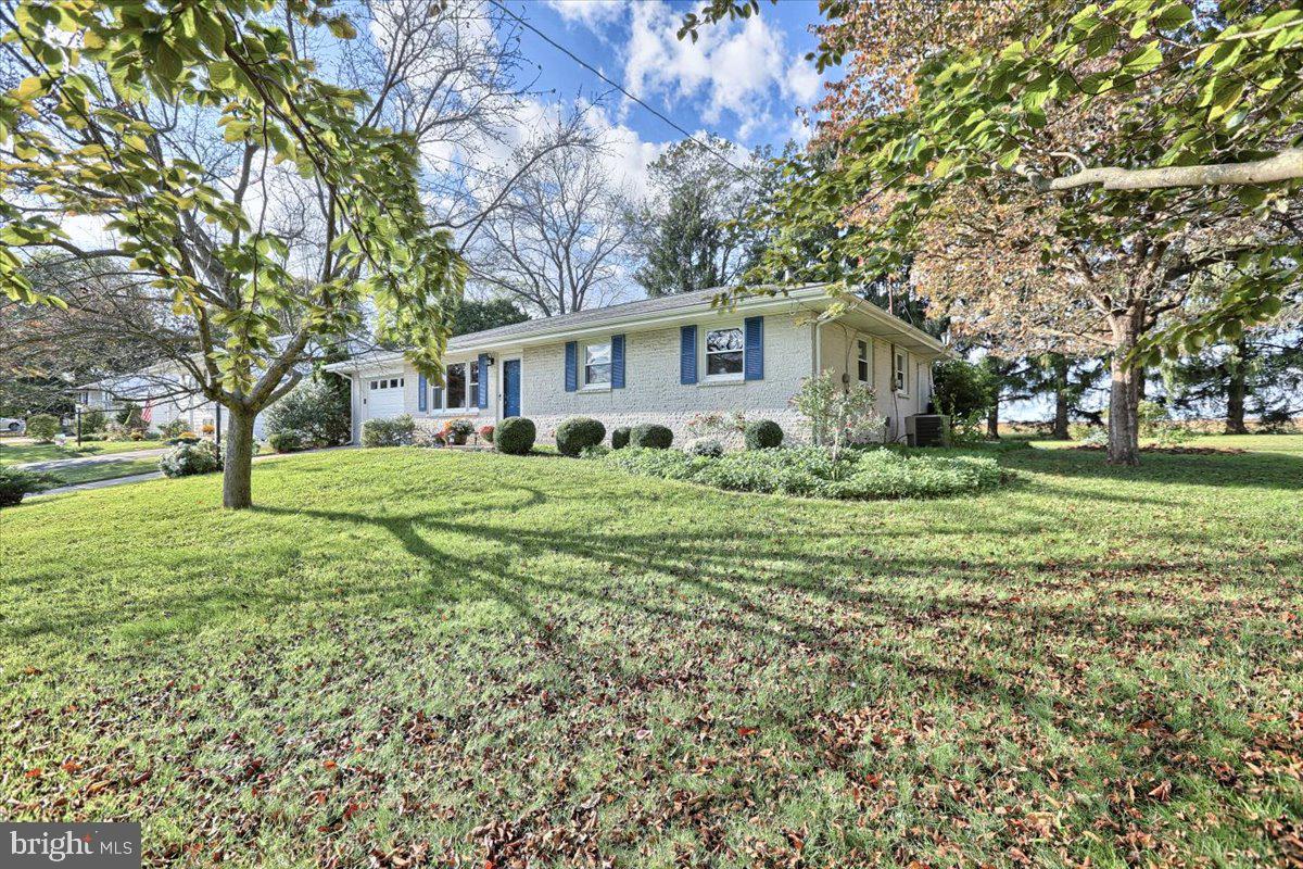 112 Robin Road Hershey, PA 17033 - Photo 54 of 57 Gallery Image 54