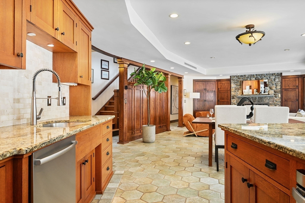 72 Meriam Street Lexington, MA 02420 - Photo 13 of 42