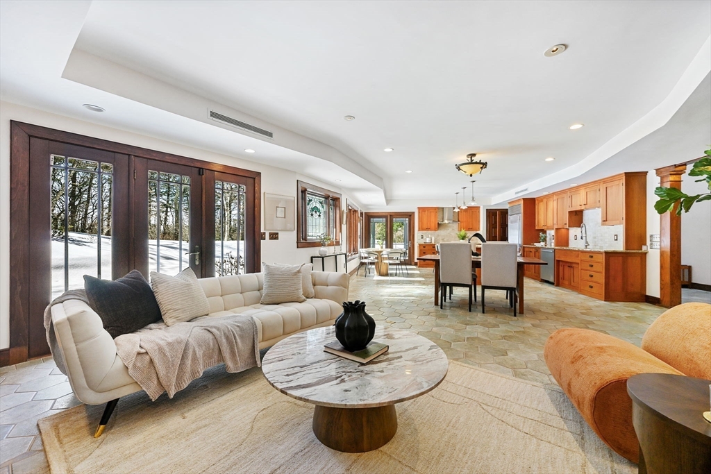 72 Meriam Street Lexington, MA 02420 - Photo 8 of 42