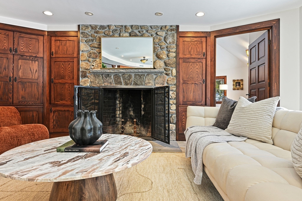 72 Meriam Street Lexington, MA 02420 - Photo 9 of 42