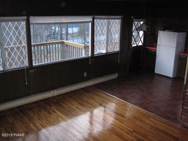 128 White Deer Road Milford, PA 18337 - Photo 9 of 46 8 LIVING ROOM TO KITCHEN