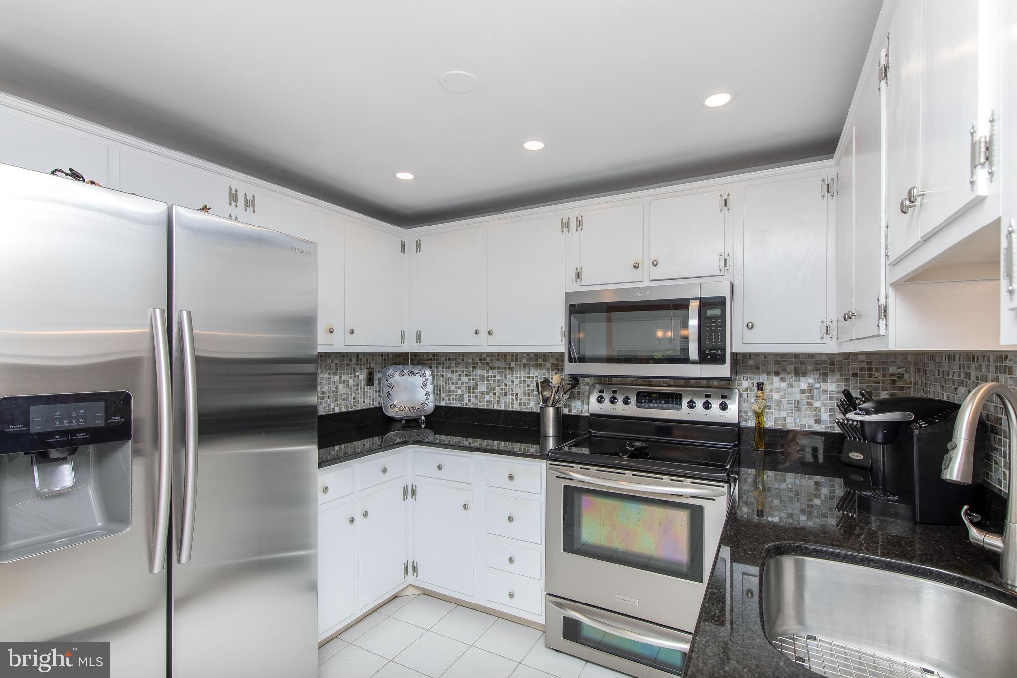 107 West Riding Road Cherry Hill, NJ 08003 - Photo 19 of 44 Kitchen, recessed lighting