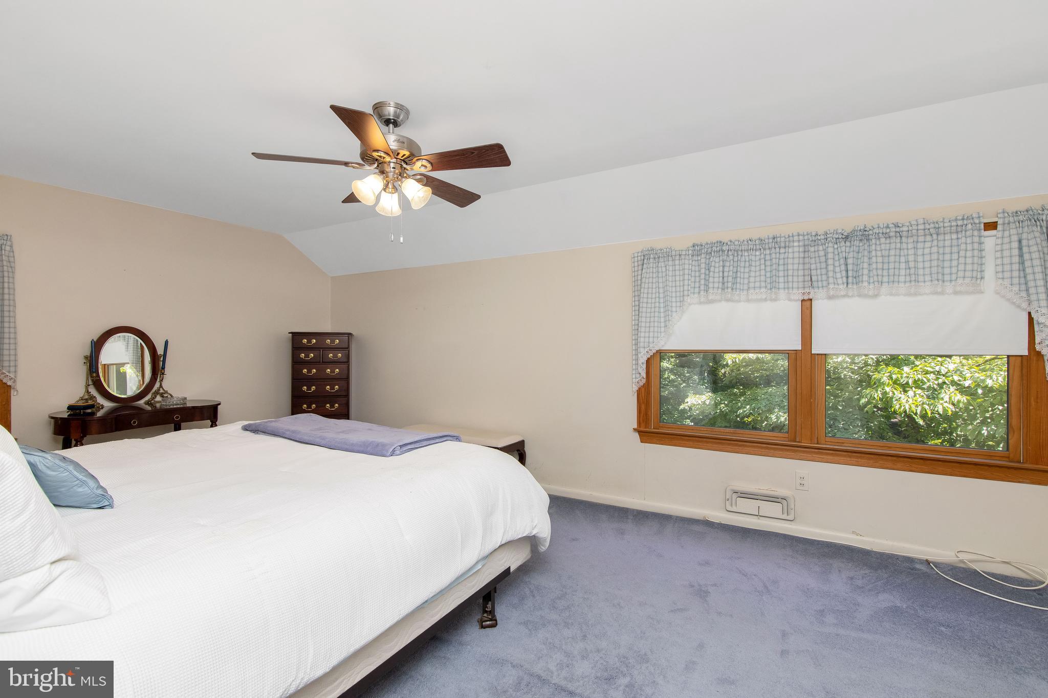 107 West Riding Road Cherry Hill, NJ 08003 - Photo 30 of 44 Bed 1: Spacious!