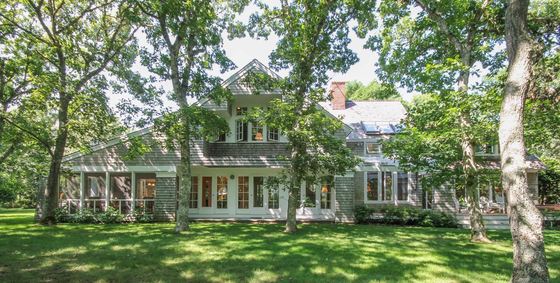 8 Jacob's Neck Road Edgartown, MA 02539 - Photo 2 of 32 Gallery Image 2