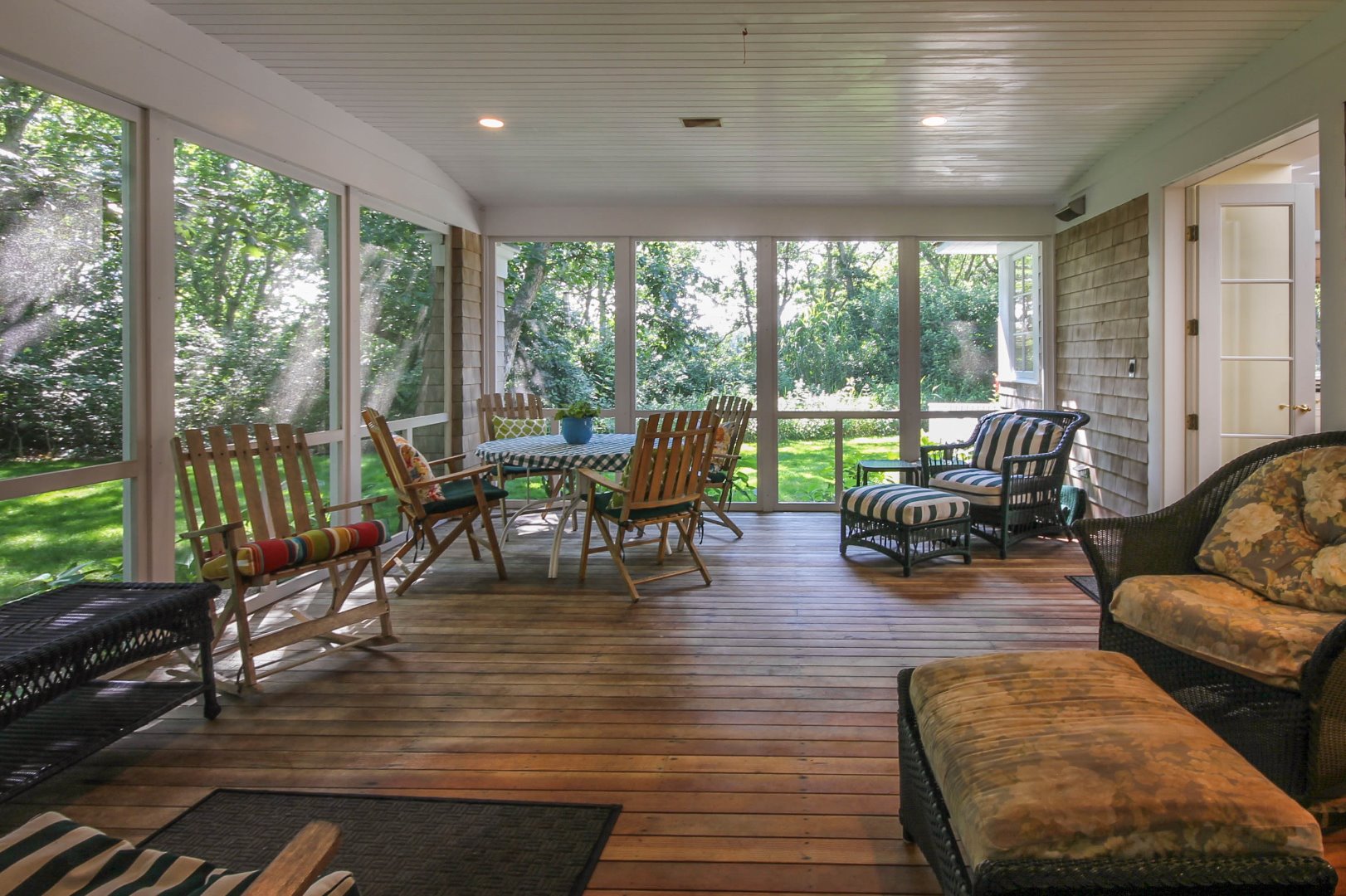 8 Jacob's Neck Road Edgartown, MA 02539 - Photo 21 of 32 Gallery Image 21
