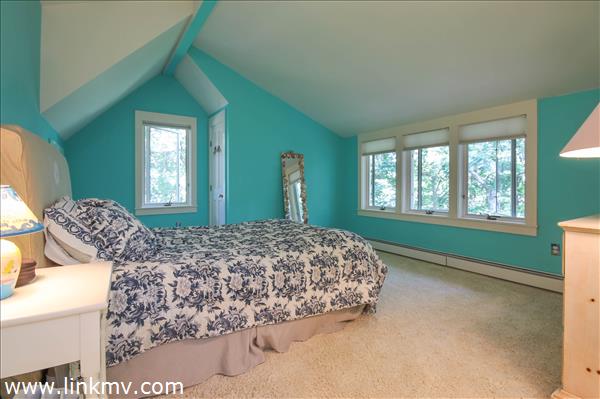 8 Jacob's Neck Road Edgartown, MA 02539 - Photo 31 of 32 Gallery Image 31