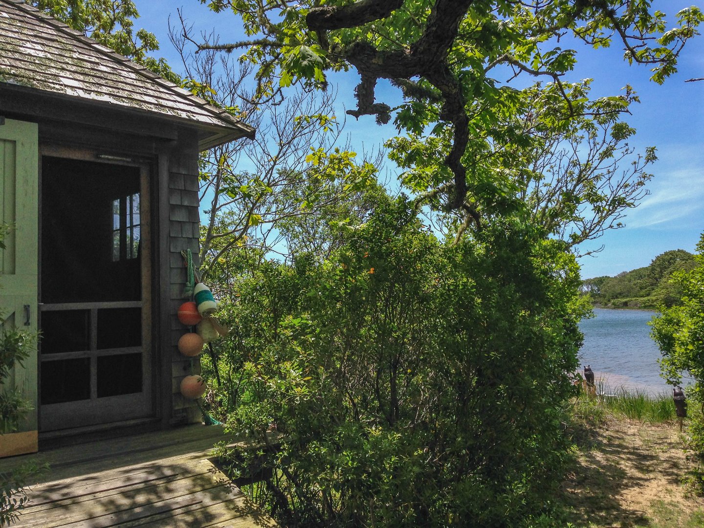 8 Jacob's Neck Road Edgartown, MA 02539 - Photo 4 of 32 Gallery Image 4