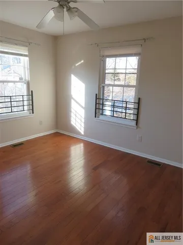 $3,200 | 601 Maplecrest Road, Edison, NJ 08820