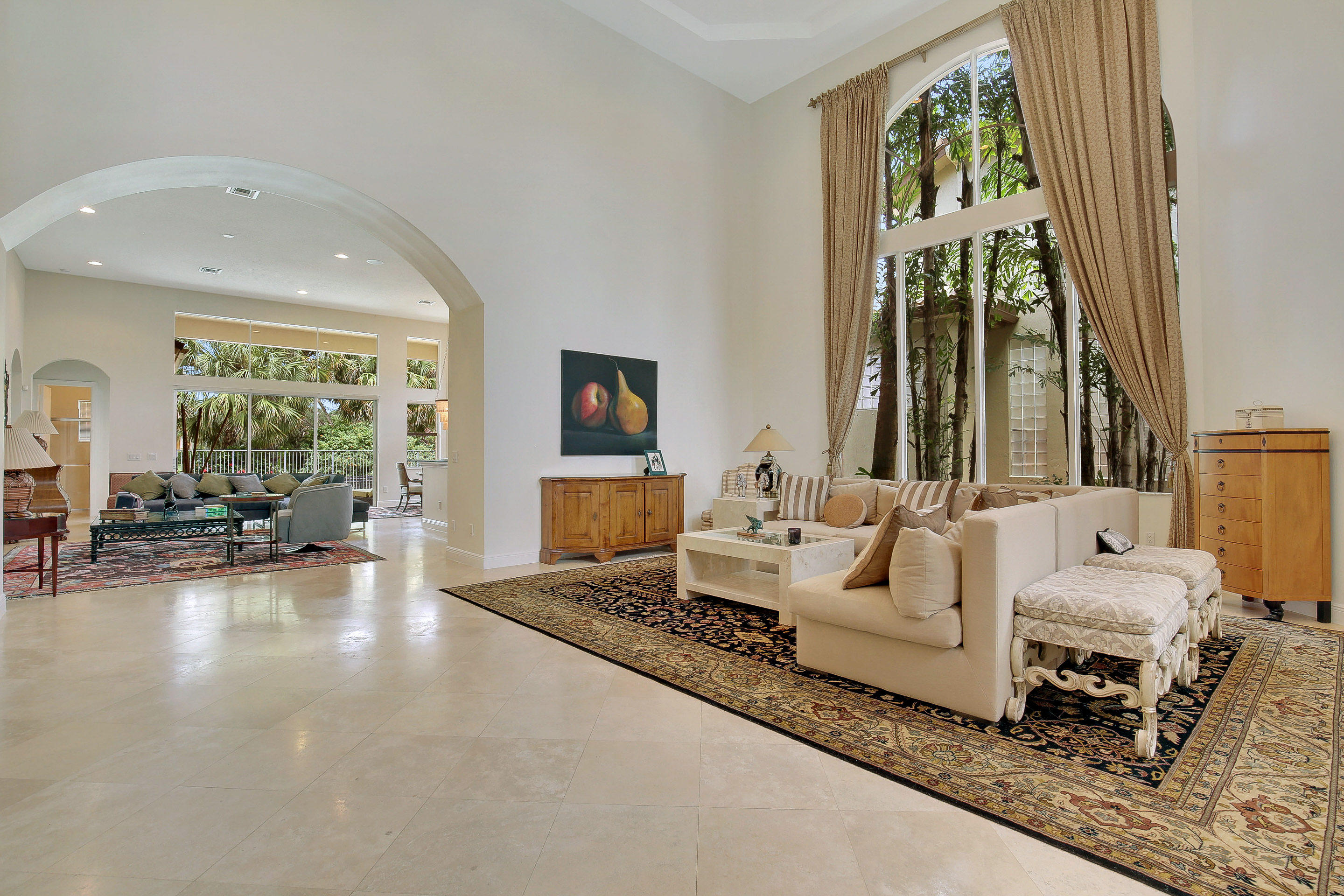 8173 Valhalla Drive Delray Beach, FL 33446 - Photo 3 of 59 ELEGANT LIVING AREA