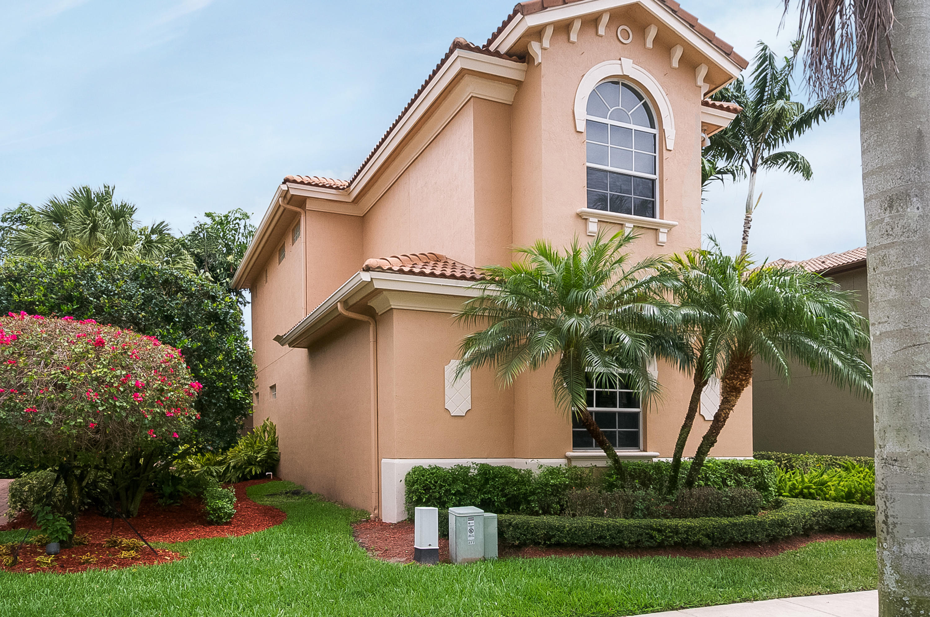 8173 Valhalla Drive Delray Beach, FL 33446 - Photo 38 of 59 BEAUTIFUL LAND SCAPING