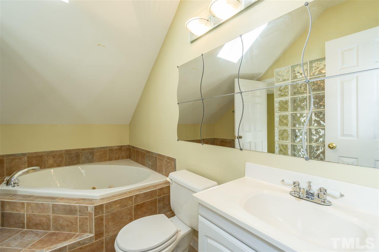 7309 Wilderness Road Raleigh, NC 27613 - Photo 11 of 18