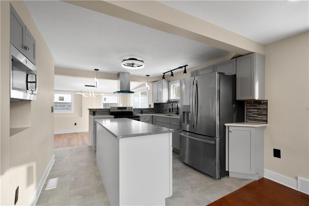 933 Boyce Road Bridgeville, PA 15017 - Photo 11 of 37