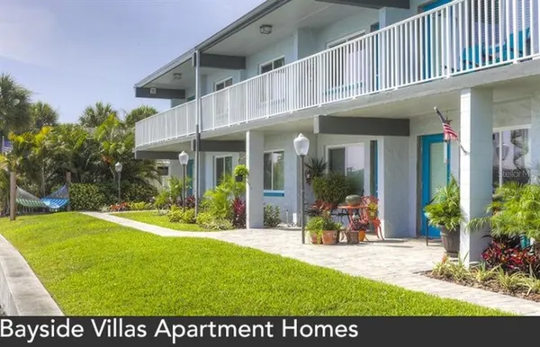 $2,200 | 1846 Shore Drive South, Unit 103, South Pasadena, FL 33707