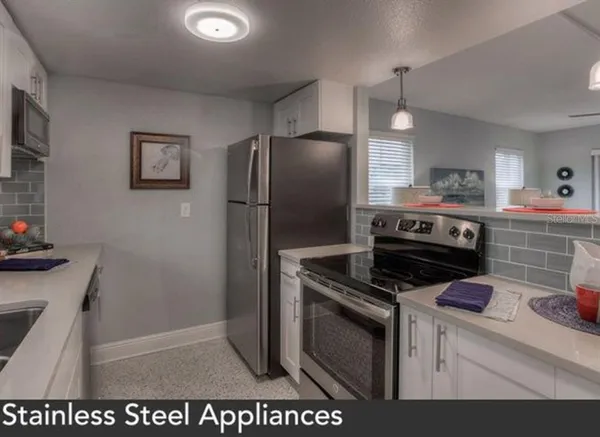 $2,200 | 1846 Shore Drive South, Unit 103, South Pasadena, FL 33707