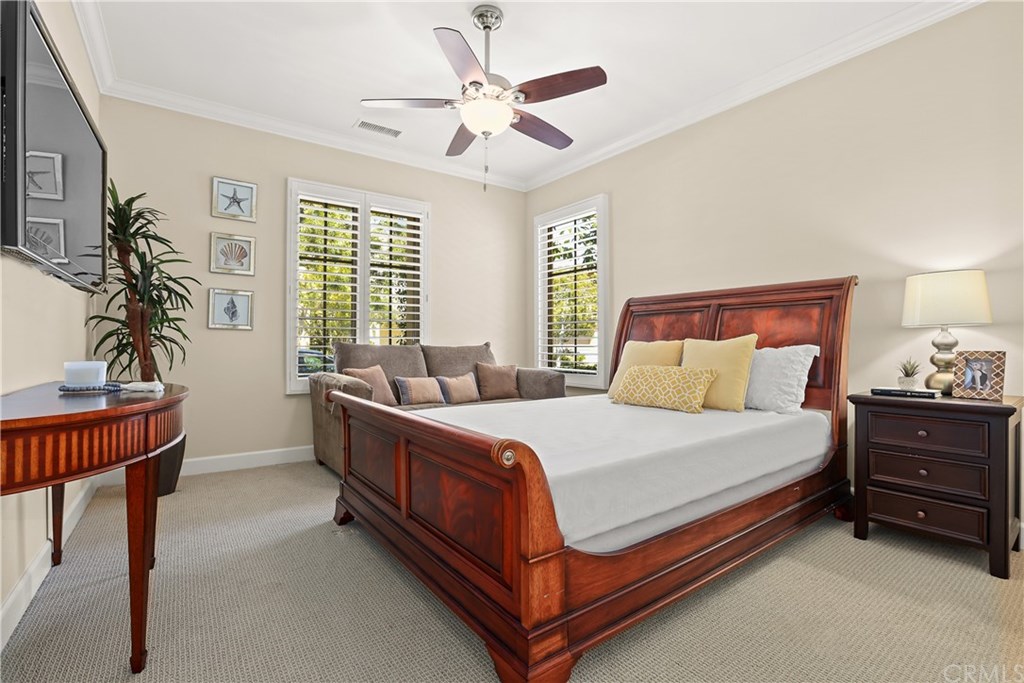 66 Como Irvine, CA 92618 - Photo 5 of 38