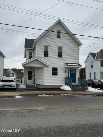 $1,400 | Undisclosed Address, Amsterdam, NY 12010