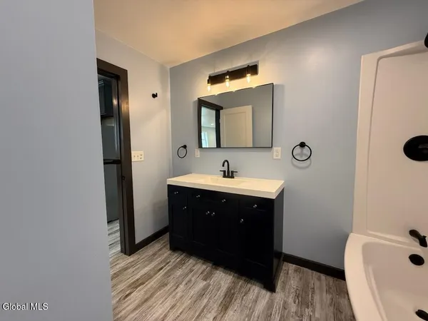 $1,400 | Undisclosed Address, Amsterdam, NY 12010