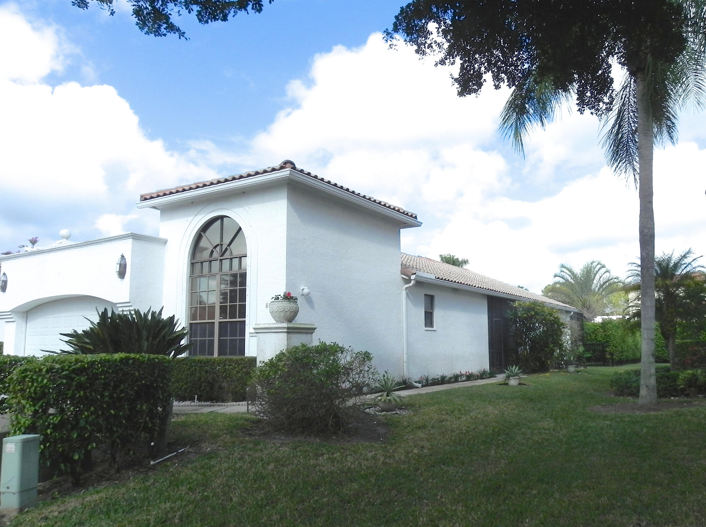 8609 Vía Giula Boca Raton, FL 33496 - Photo 2 of 40 Side entry
