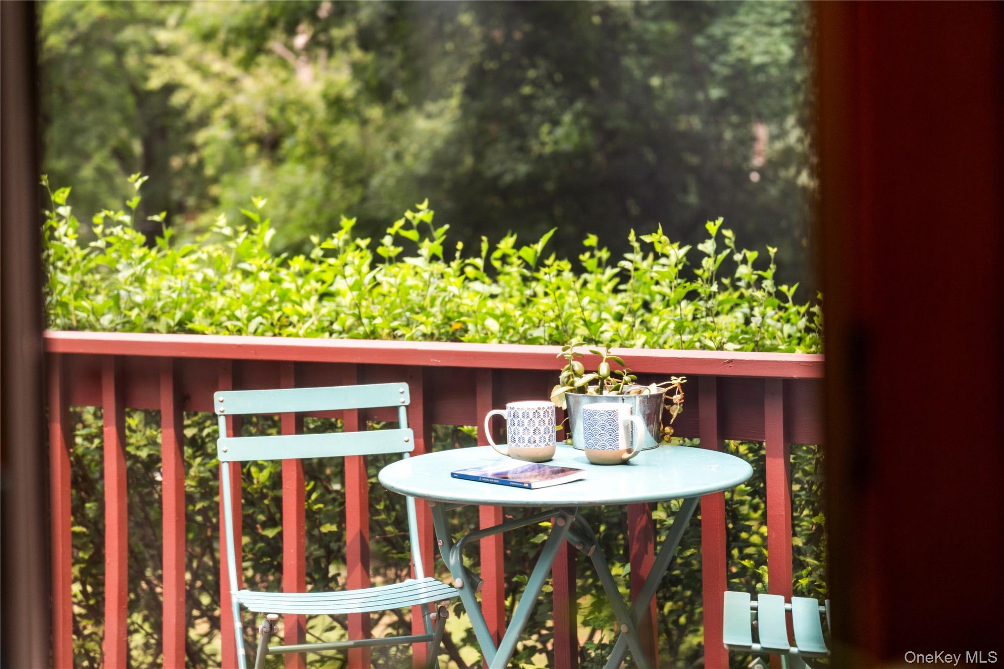 7 Ogden Road Ossining, NY 10562 - Photo 40 of 49 Morning coffee with the song birds.